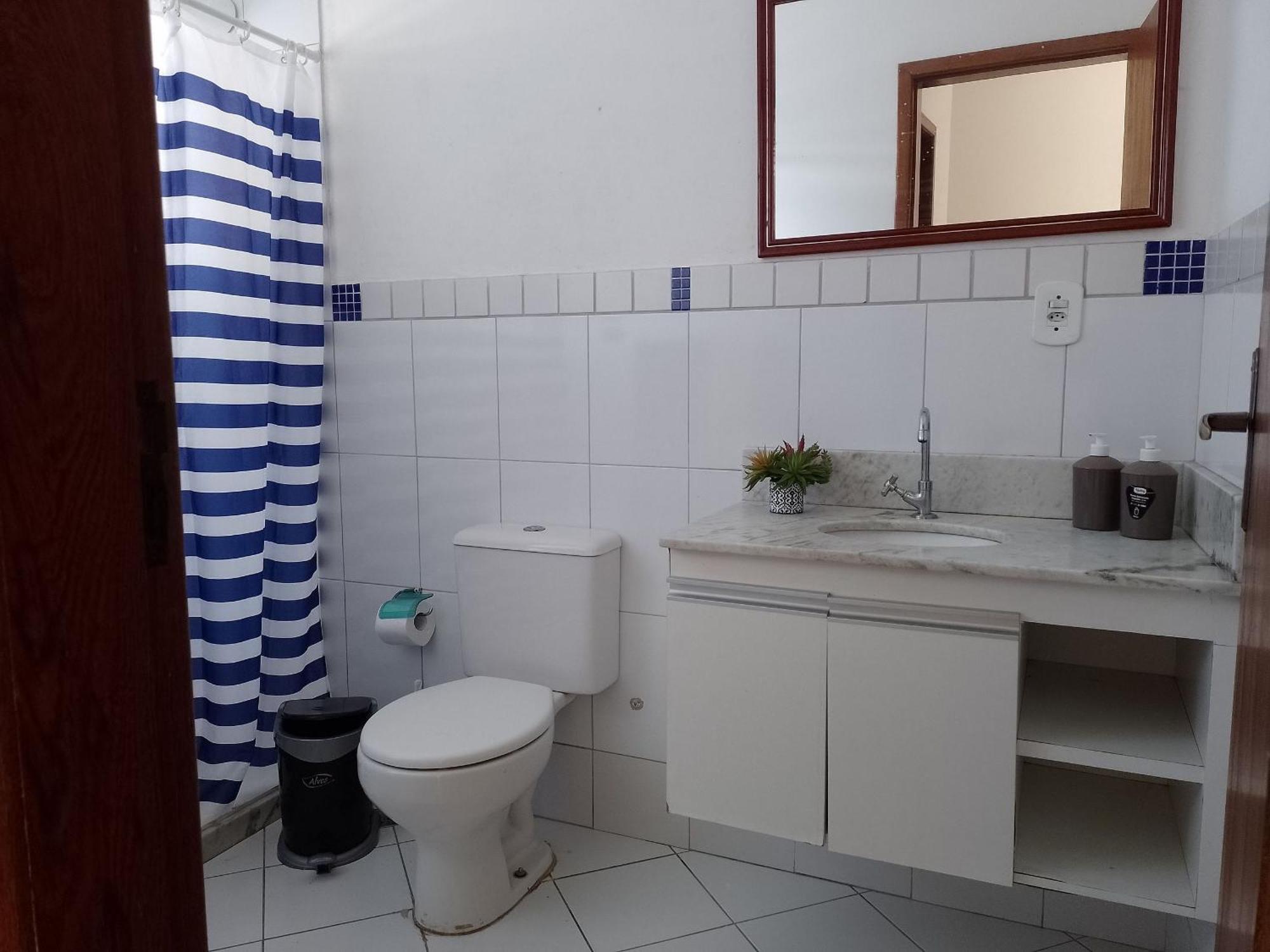Apartamento Economics - Amplo,luminoso, Ventilado E Próximo Melhores Praias Da